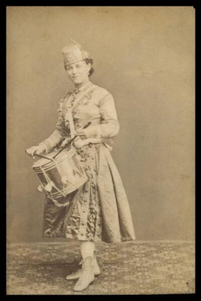London Stereoscopic and Photographic Company, Guy Little Theatrical Photograph