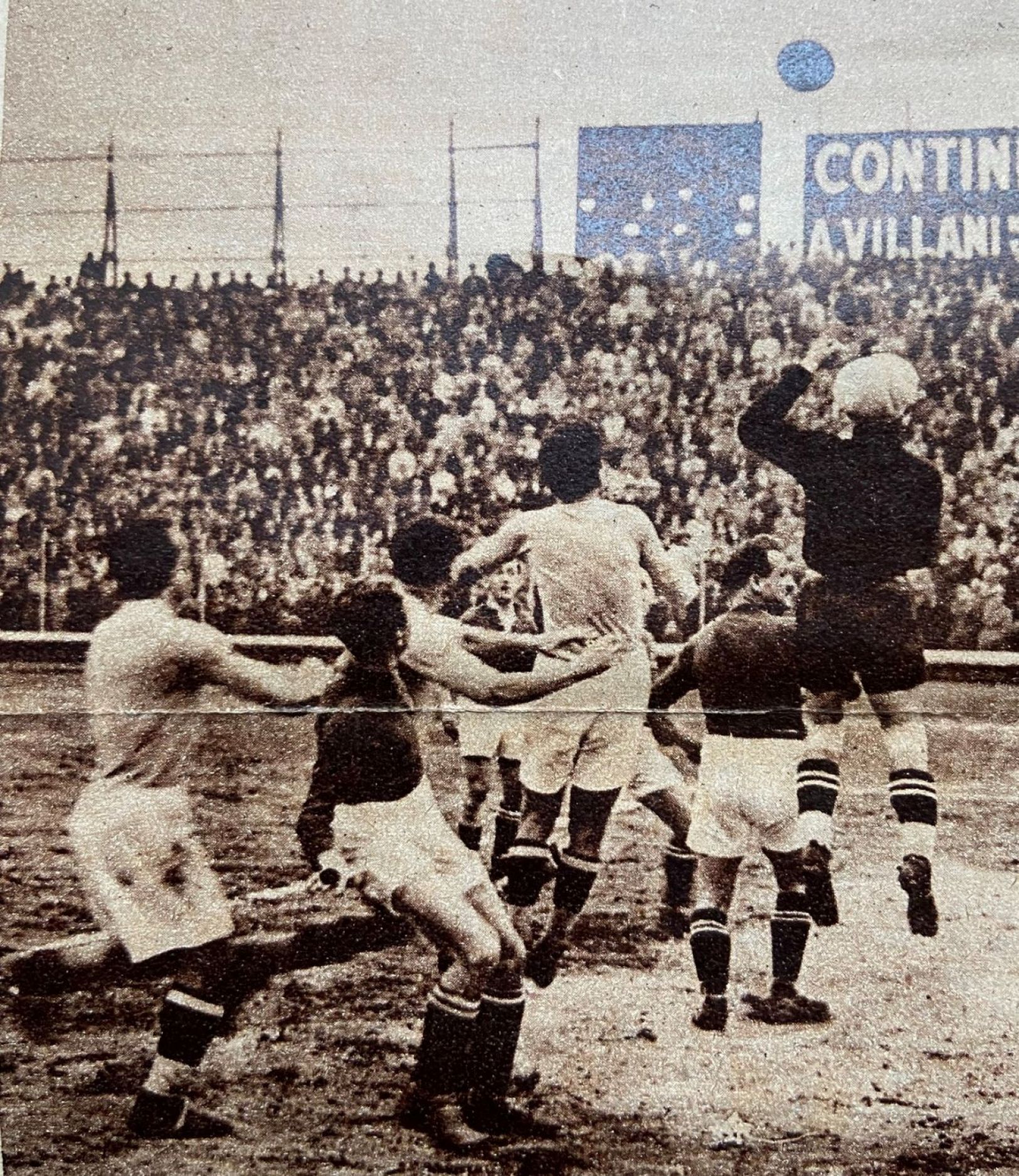 Unknown artist, Partita Italia-Svizzera: corner contro la rete dei rosso-crociati