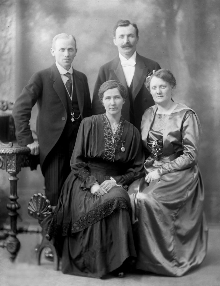 Gustav Borgen, NFB.33017