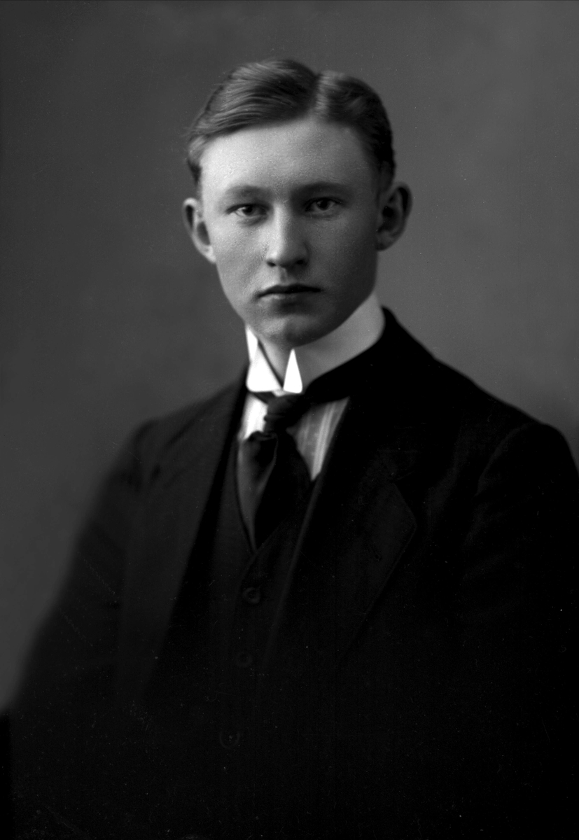 Gustav Borgen, NFB.08205