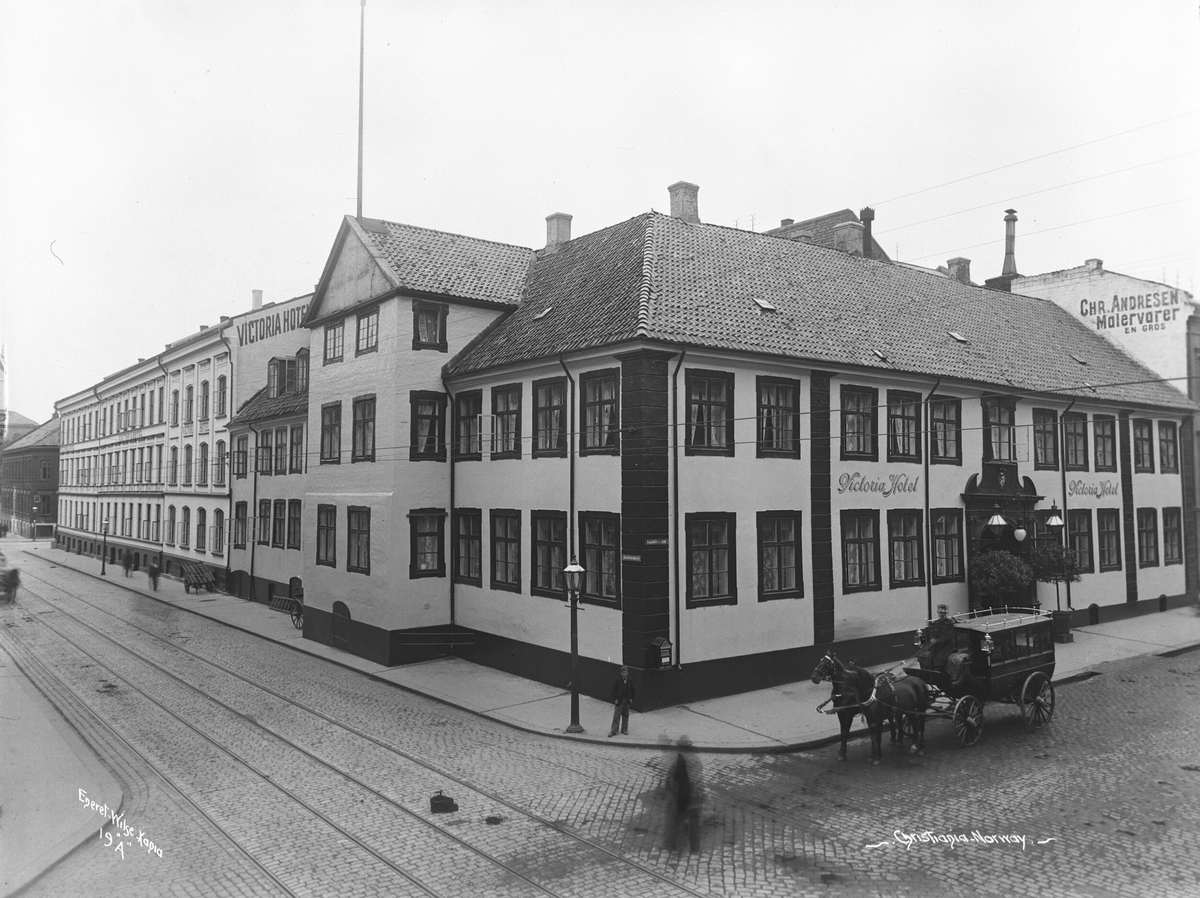 Anders Beer Wilse, Prot: Victoria Hotel utvendig Juni 21de