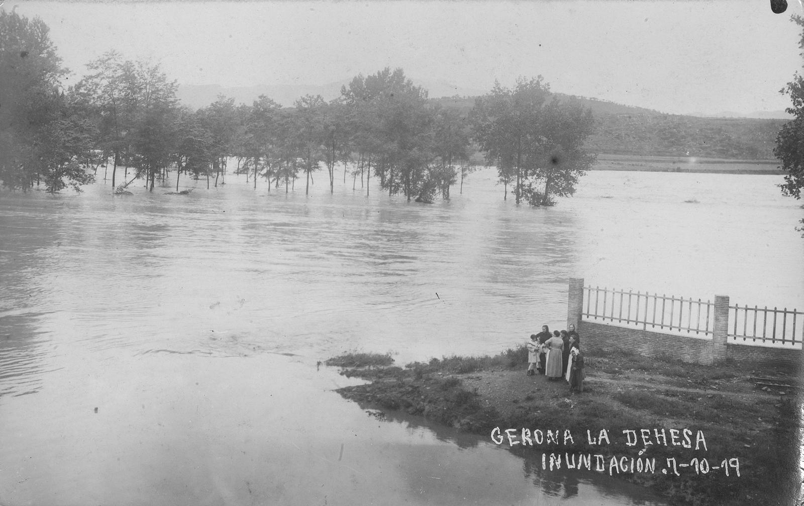 Desconegut, Gerona. The Dehesa. Flood