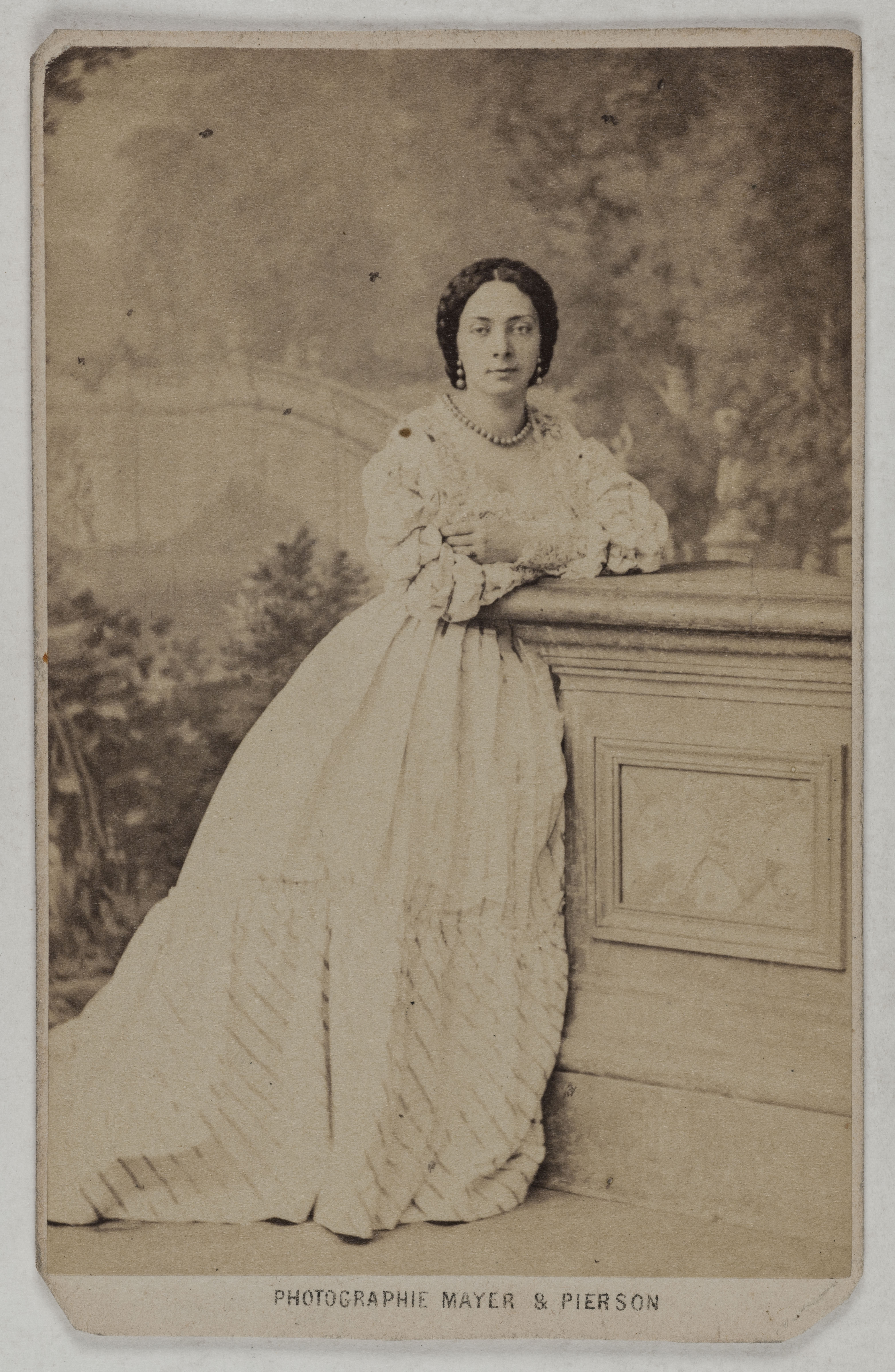 Mayer Frères et Pierson, Portrait de Desclée Aimée, (1836-1874), (actrice)