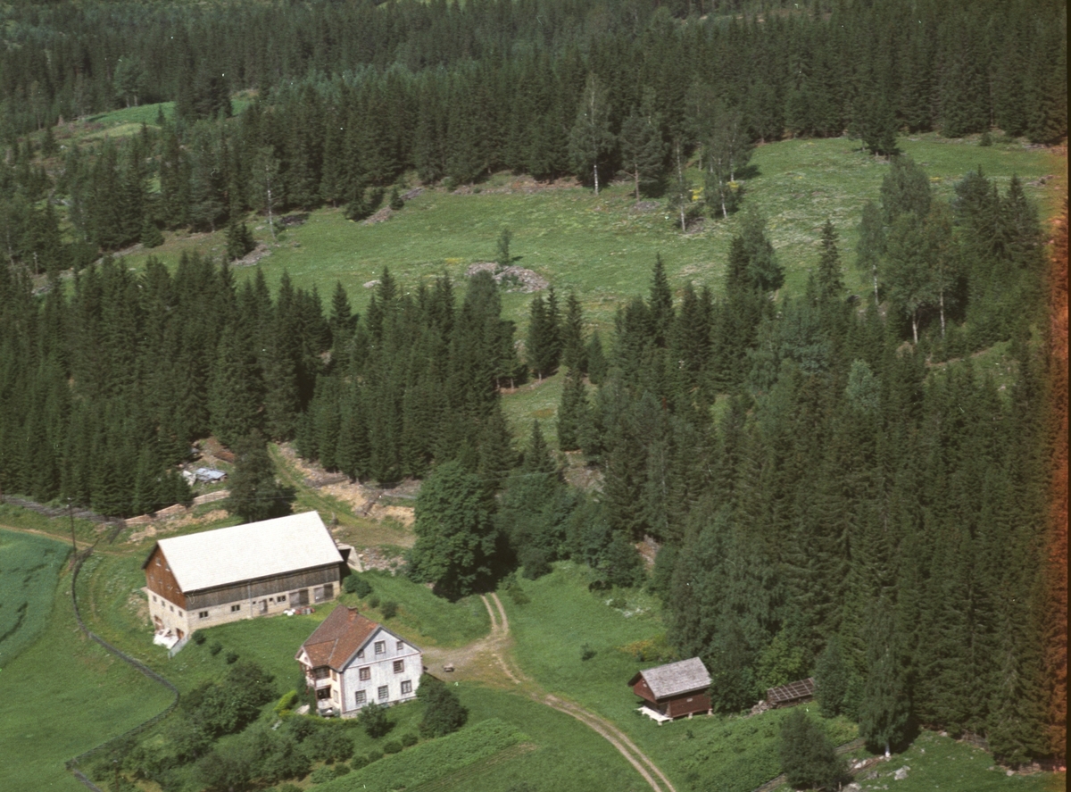 Widerøes Flyveselskap A/S, Flyfoto av Gråten, Bergseng, Ringsaker.