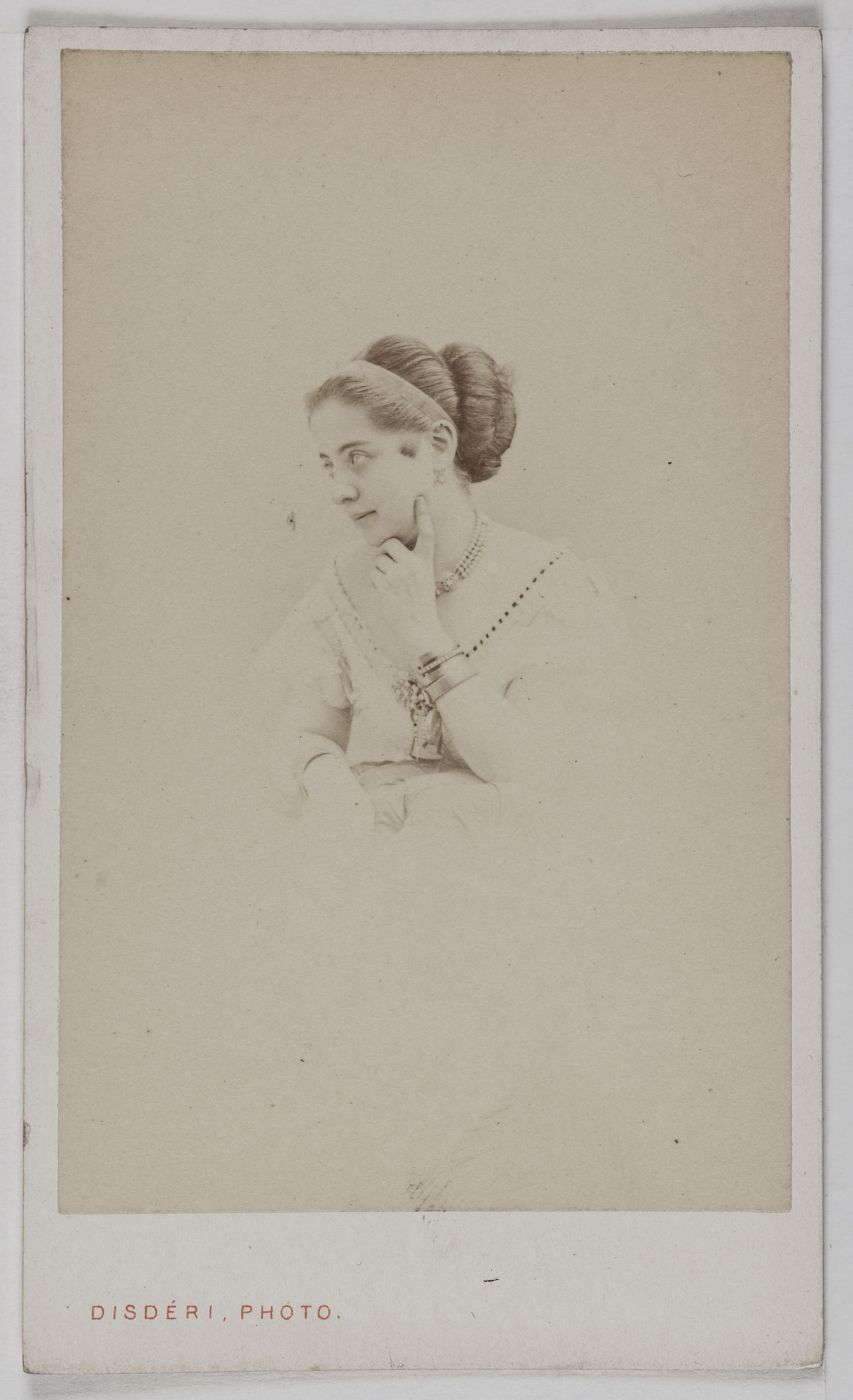 André-Adolphe-Eugène Disdéri, Portrait de Lucca Pauline, (1841-1908), (chanteuse lyrique)
