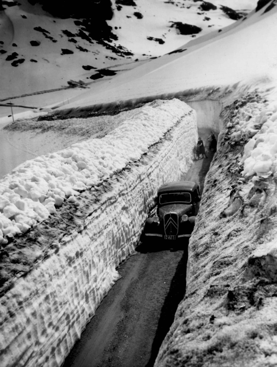 Anders Beer Wilse, Samferdsel, sykkel, bil, vinter, snø.