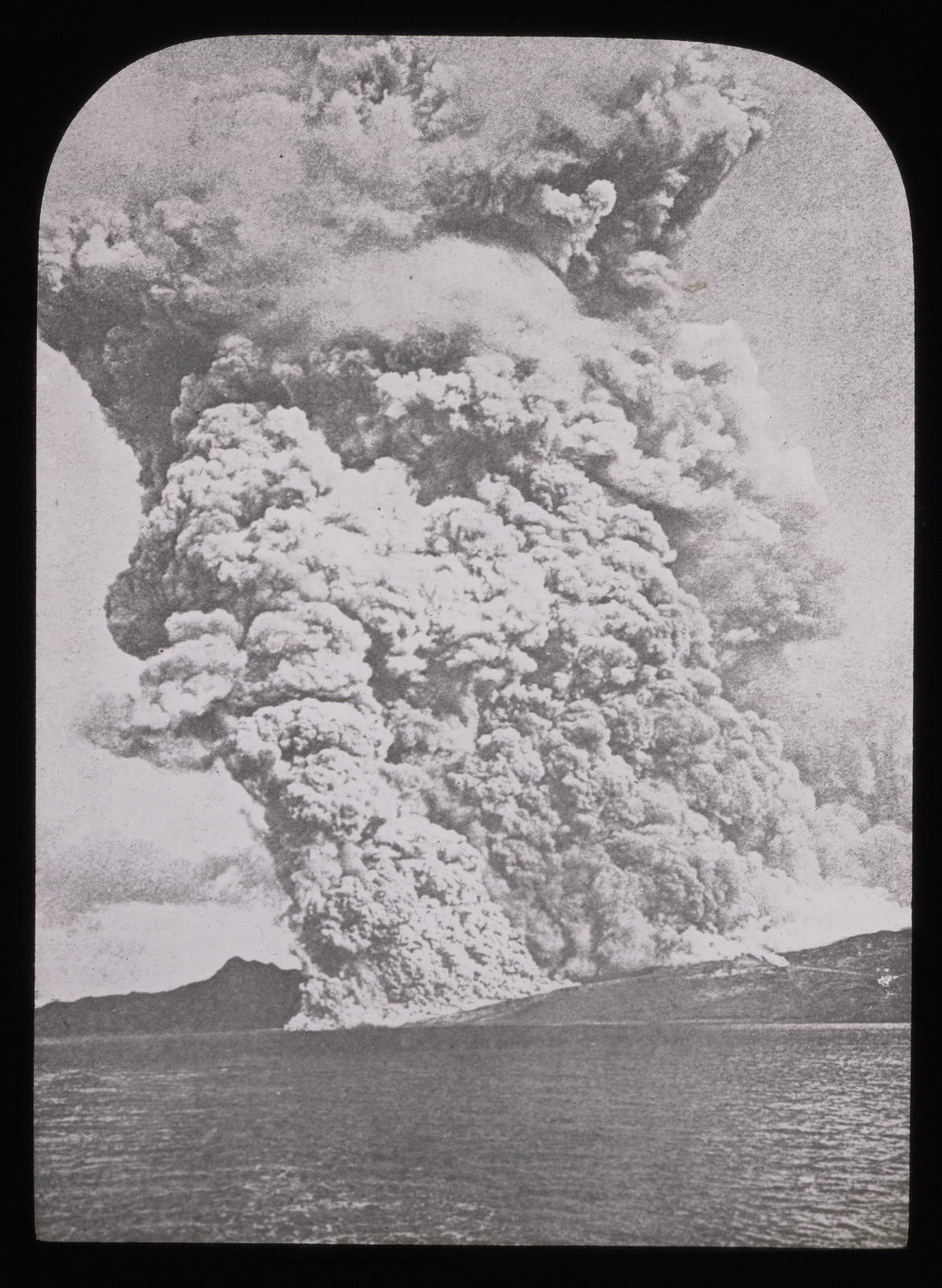 Desconegut, Martinica. Nube de explosión volcánica Vda. L. Soler Pujol