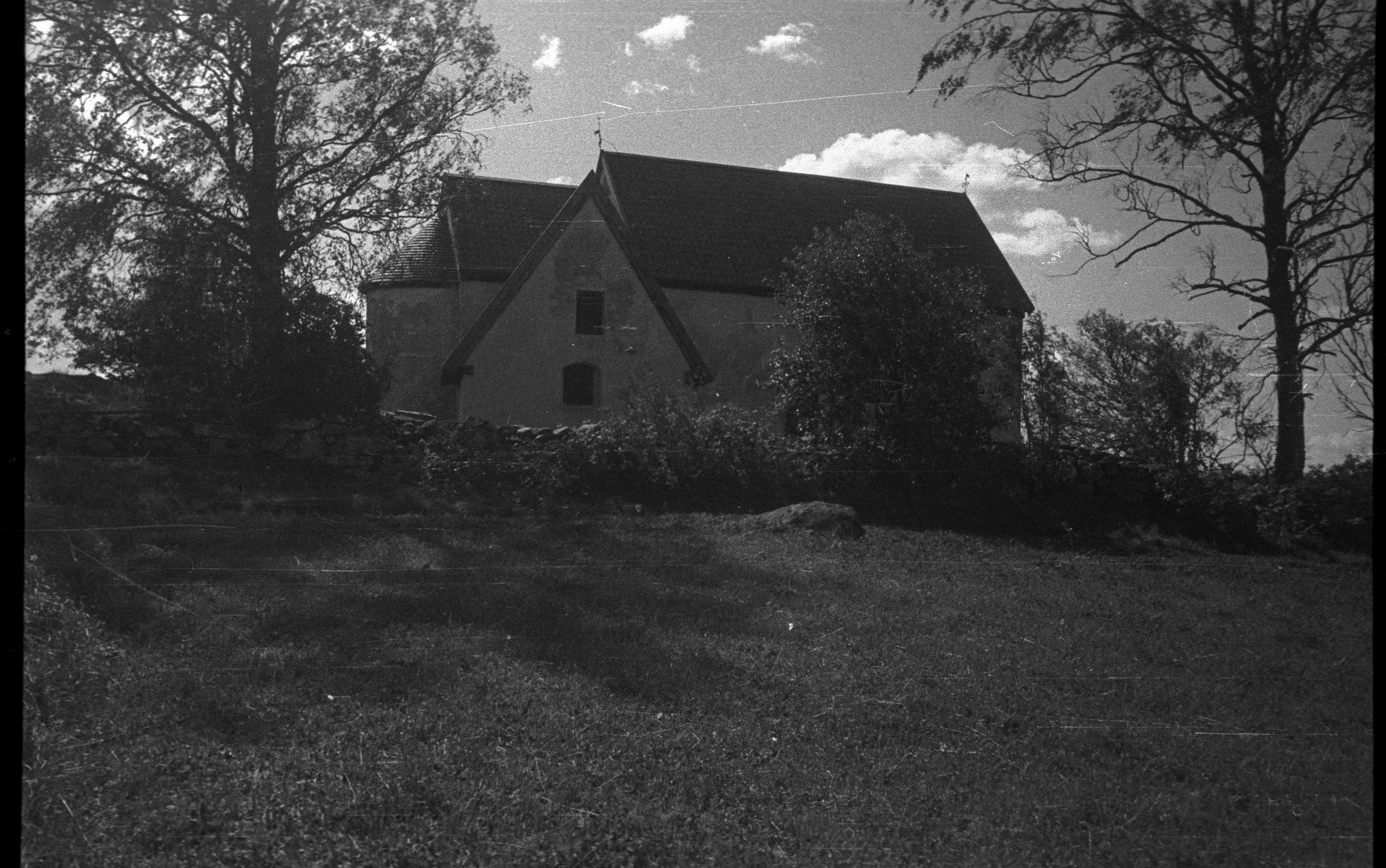 Berit Wallenberg, Hemmesjö gamla kyrka