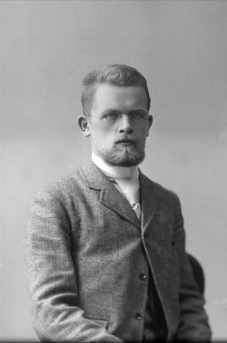 Gustav Borgen, NFB.22916