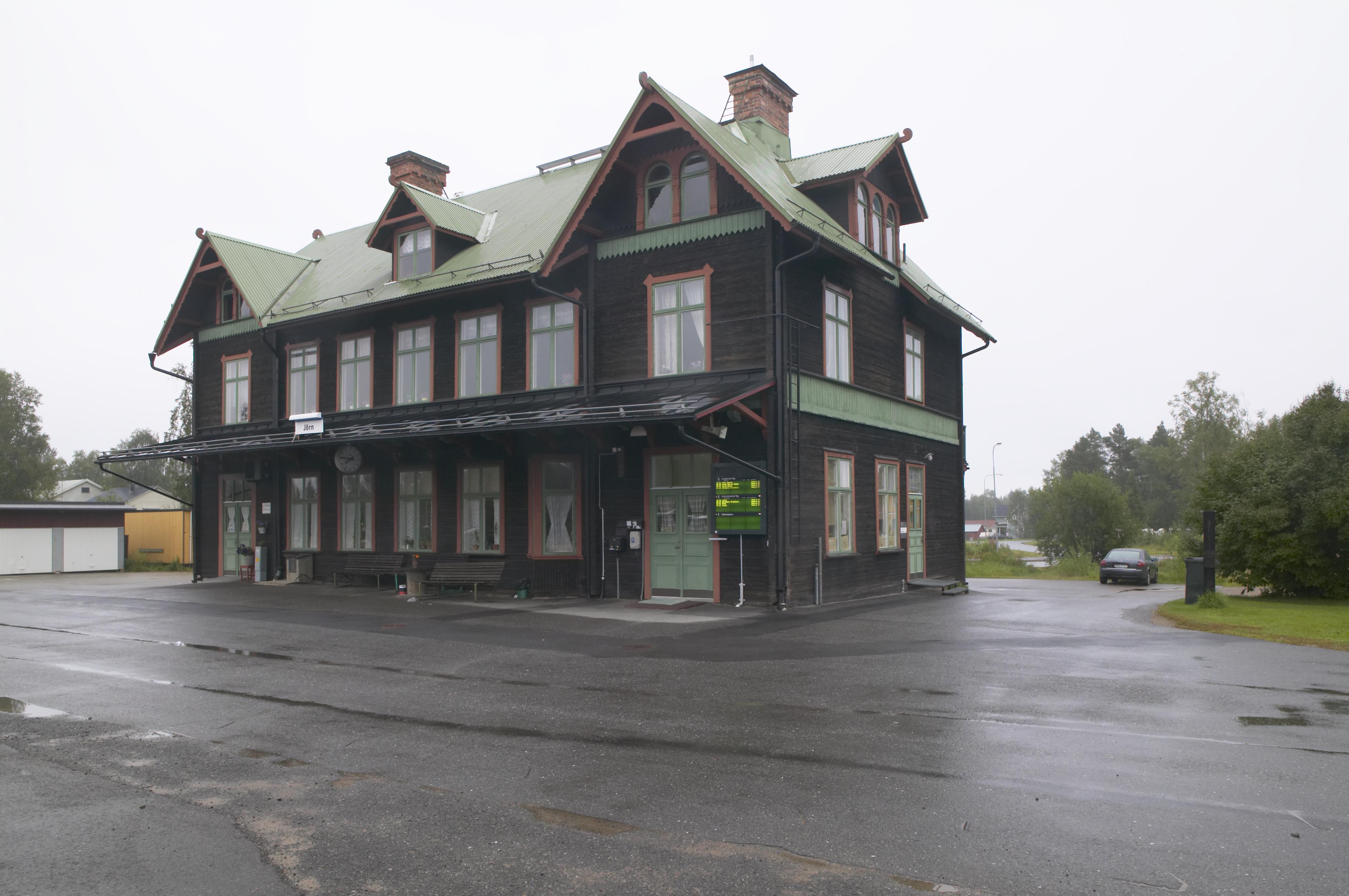 Bengt A Lundberg, Stationshuset i Jörn