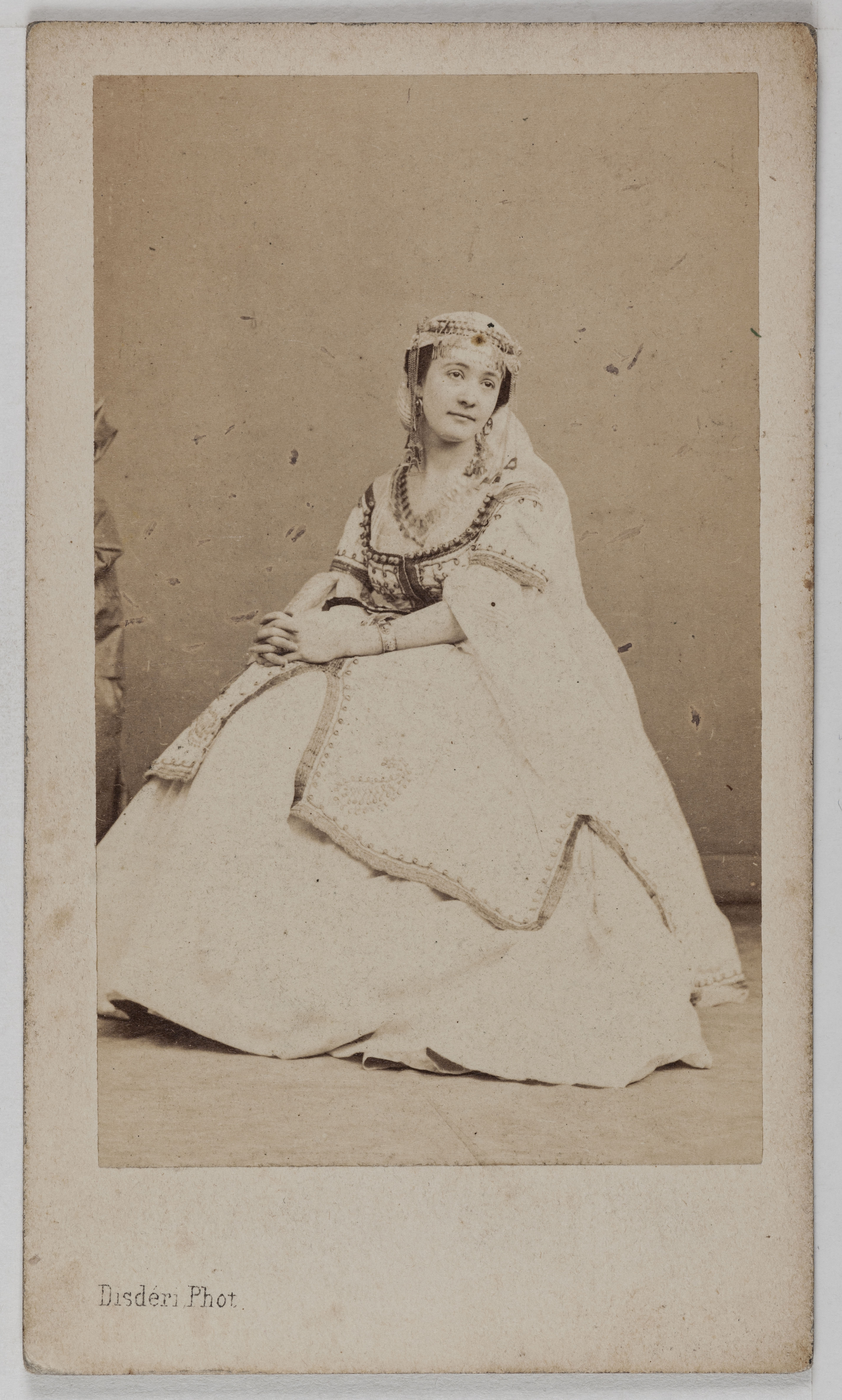 André-Adolphe-Eugène Disdéri, Portrait de Camille de Maesen, (chanteuse lyrique)