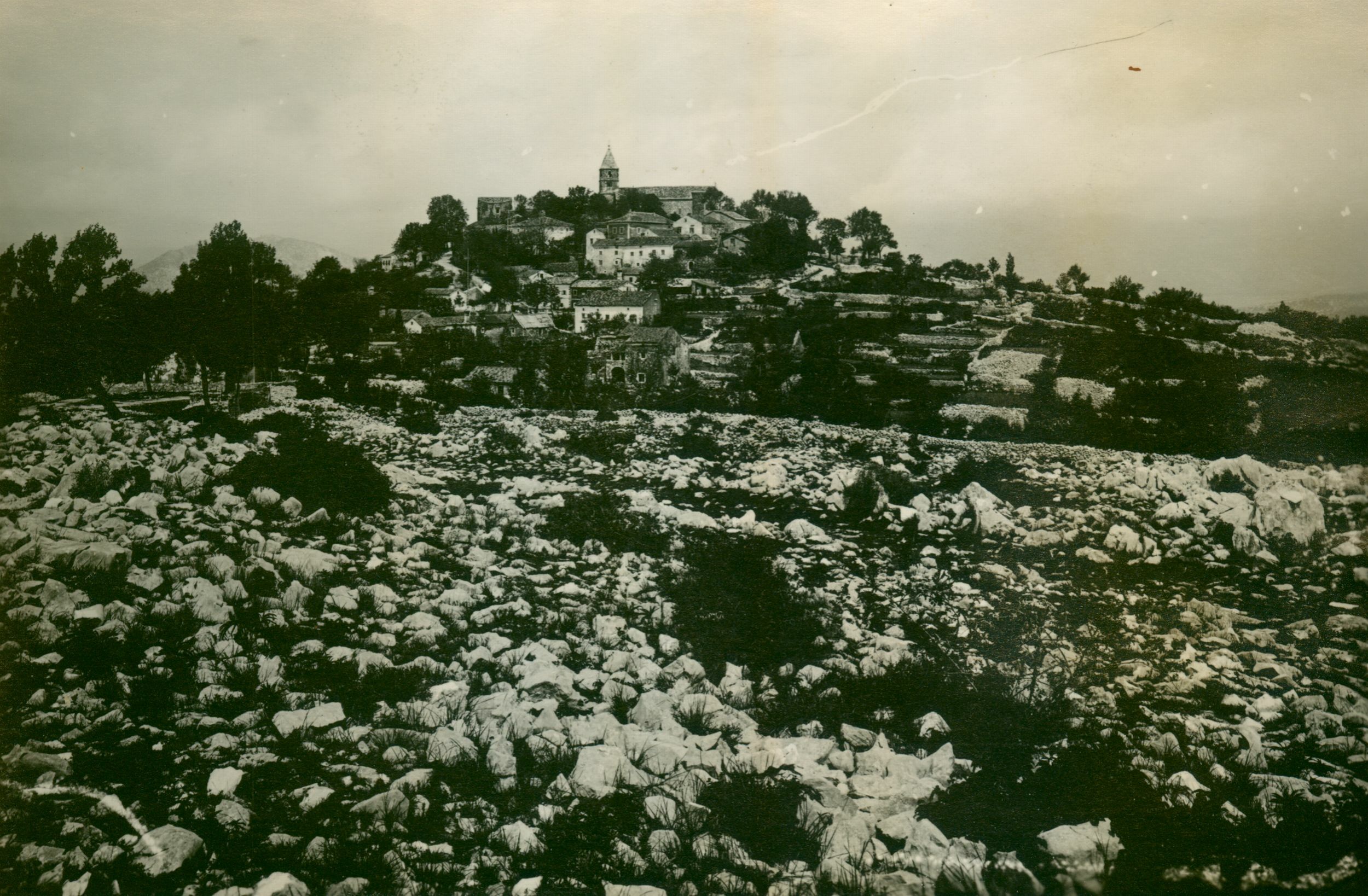Josip Brunšmid, Grobnik - panorama mjesta