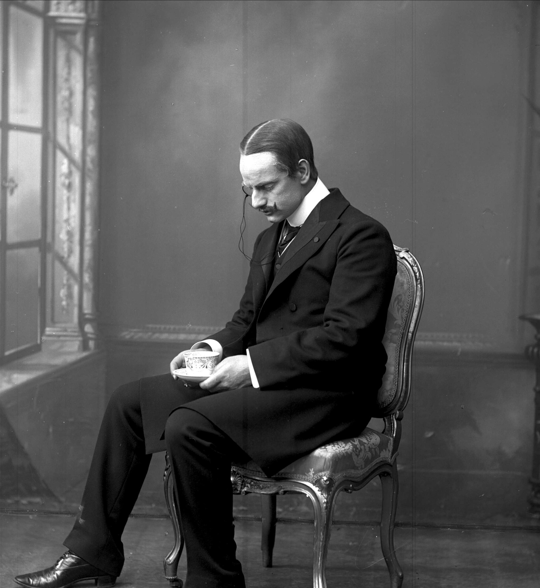 Gustav Borgen, Portrett, skuespiller Dienesen.