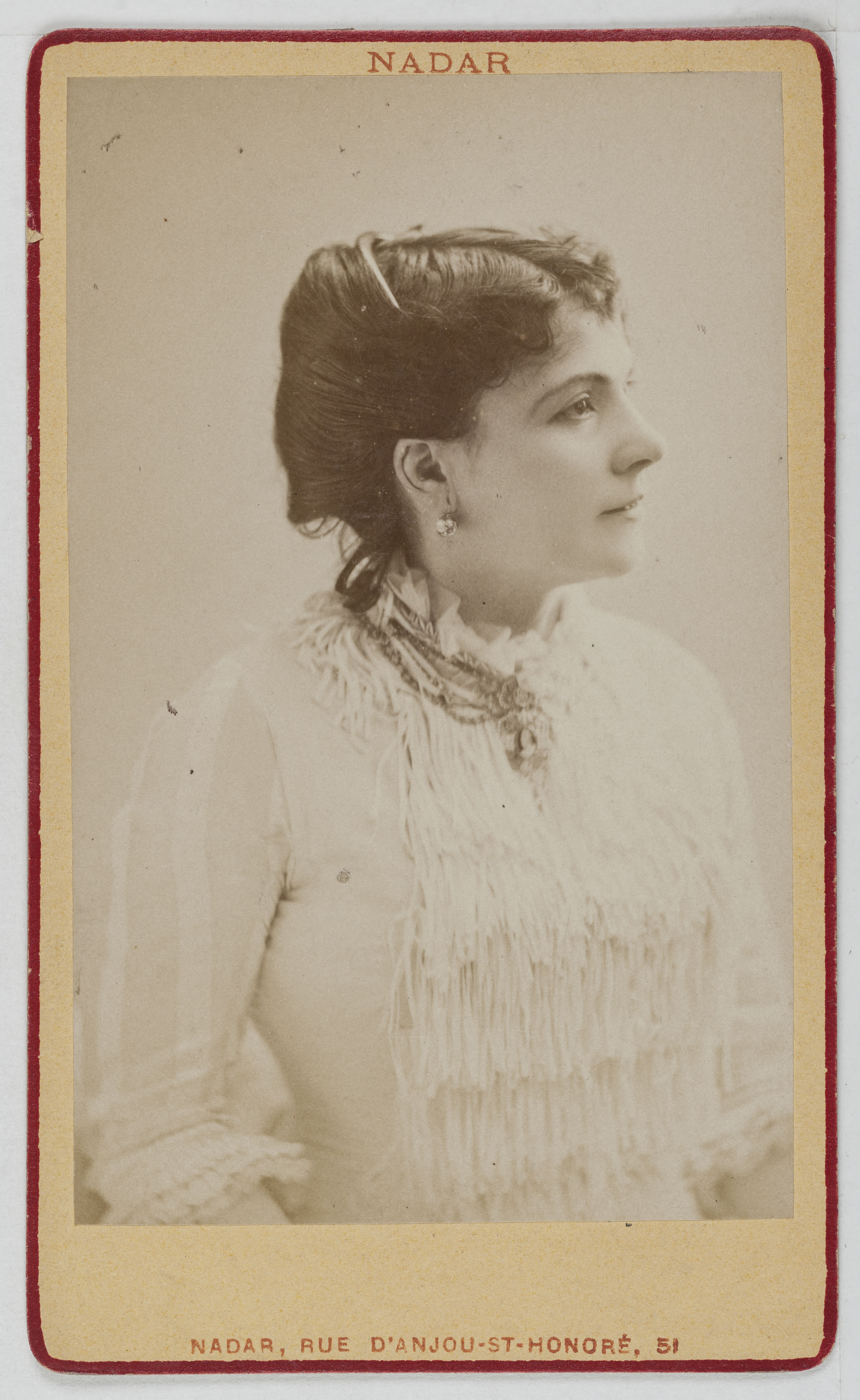 Atelier Nadar, Portrait d'Alix Marie Angèle Séon (v. 1835-1906), dite Pasca, actrice de théâtre entre 1864 et 1891.