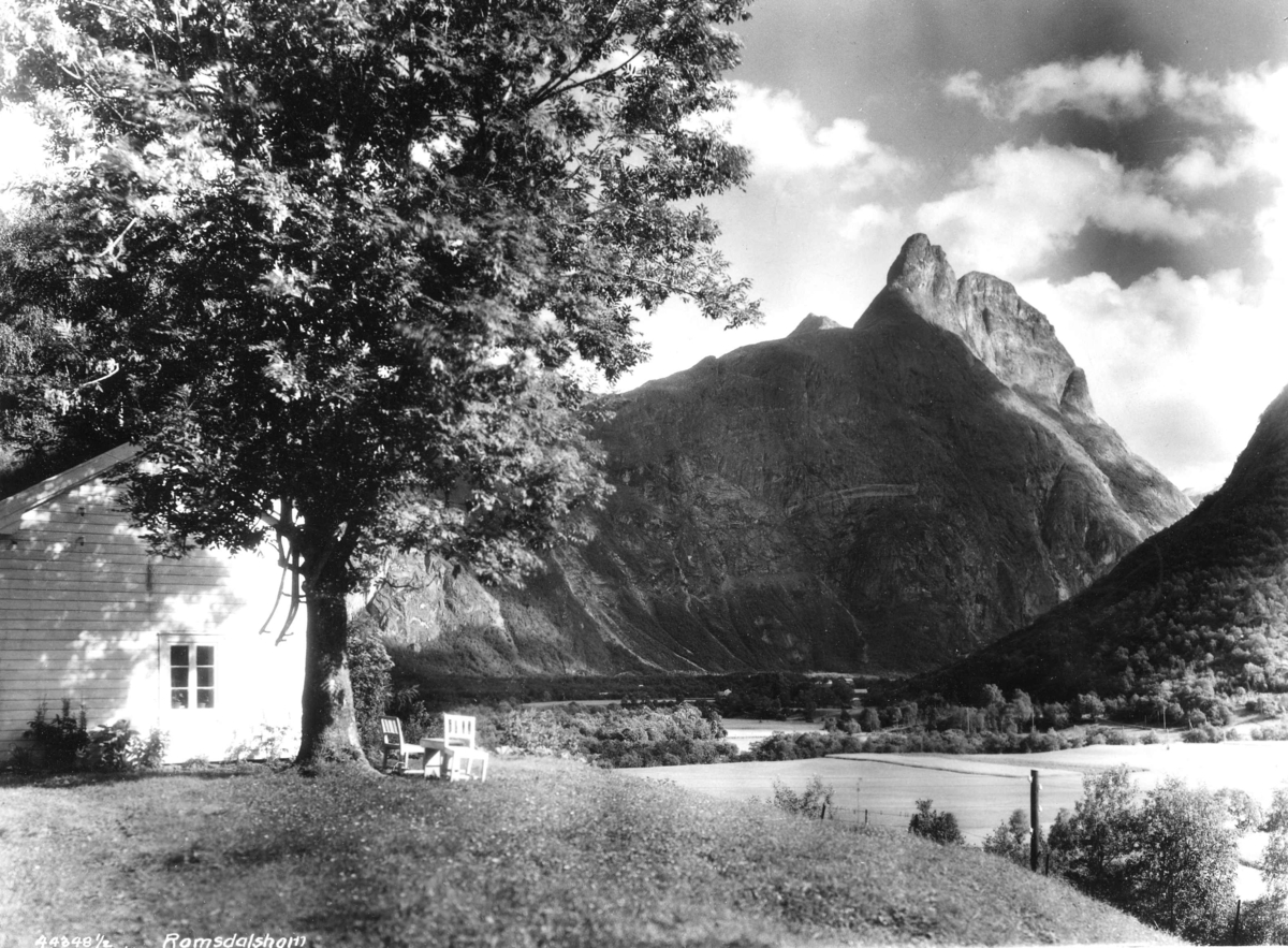 Anders Beer Wilse, Topografi