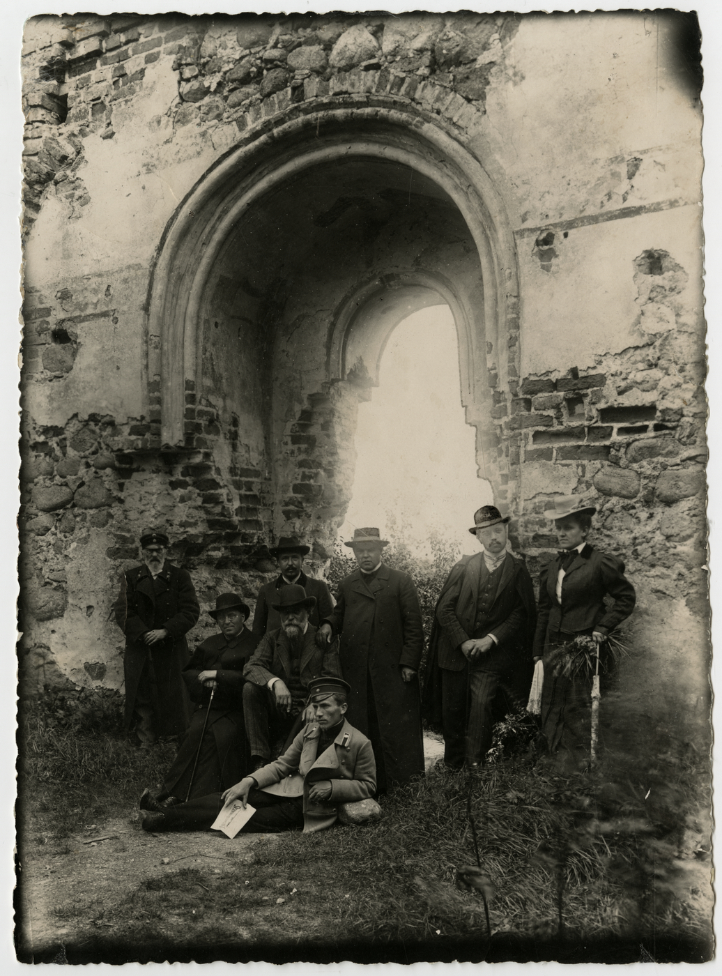 Nežinomas autorius, Prie Trakų pilies griuvėsių
