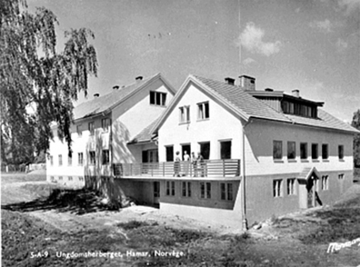 Anno Domkirkeodden, EKSTERIØR, HAMAR UNGDOMSHERBERGE, FASADEN MOT HAMAR STADION, FINSTADSGATE 11