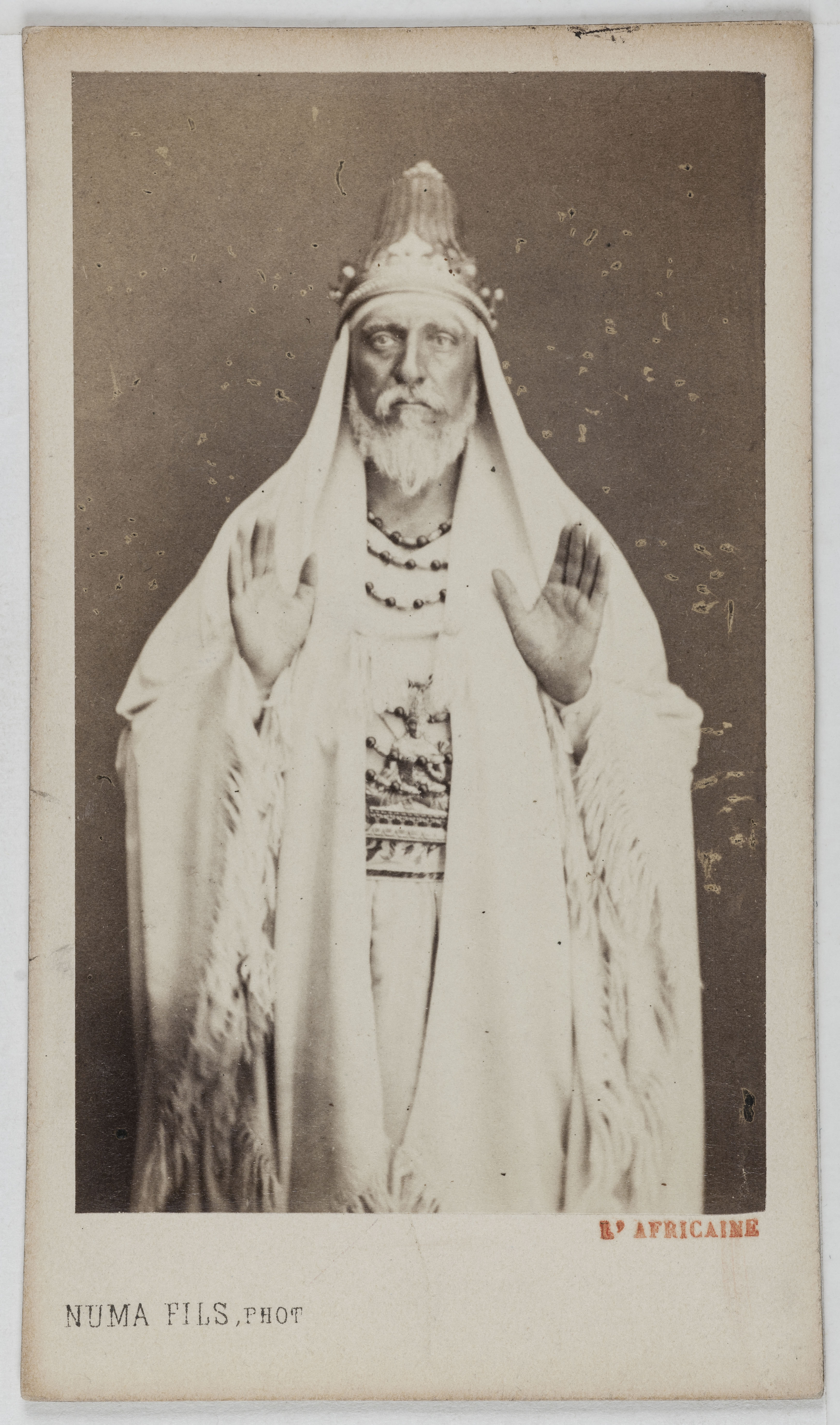 Numa Fils, Portrait d'Obin, chanteur lyrique à l'opéra, dans l'Africaine.