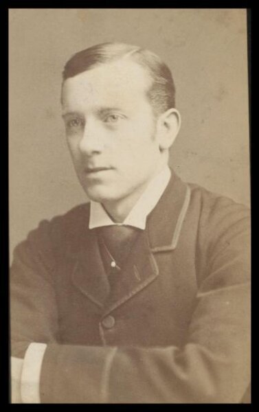 London Stereoscopic and Photographic Company, Guy Little Theatrical Photograph