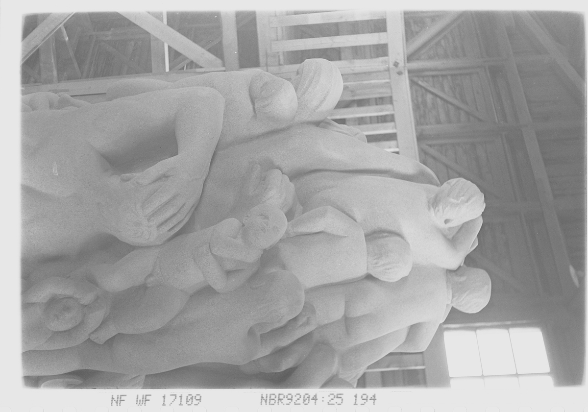 Anders Beer Wilse, Prot: Monolitten Vigeland övre del