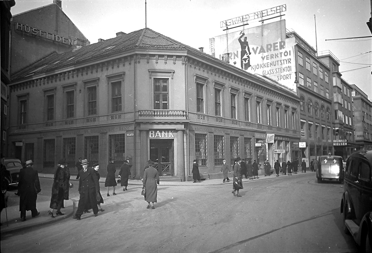 Anders Beer Wilse, Prot: Realbanken Leica