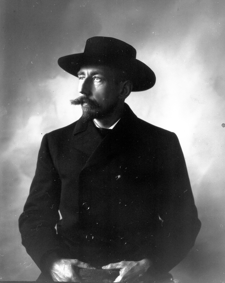 Anders Beer Wilse, Prot: Kaptein Roald Amundsen