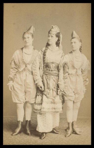 London Stereoscopic and Photographic Company, Guy Little Theatrical Photograph