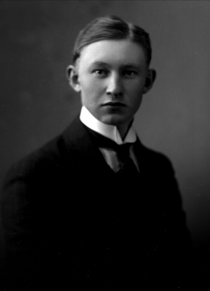 Gustav Borgen, NFB.08192