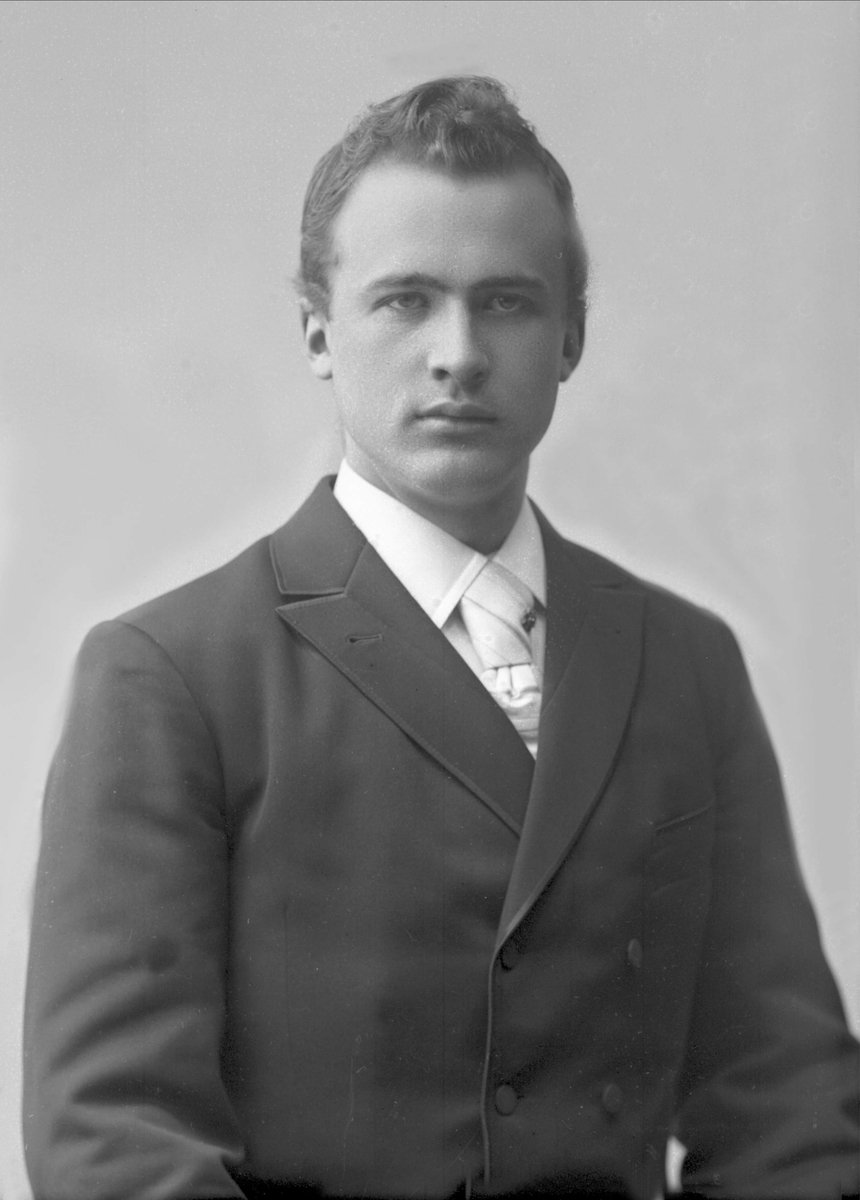 Gustav Borgen, NFB.09593