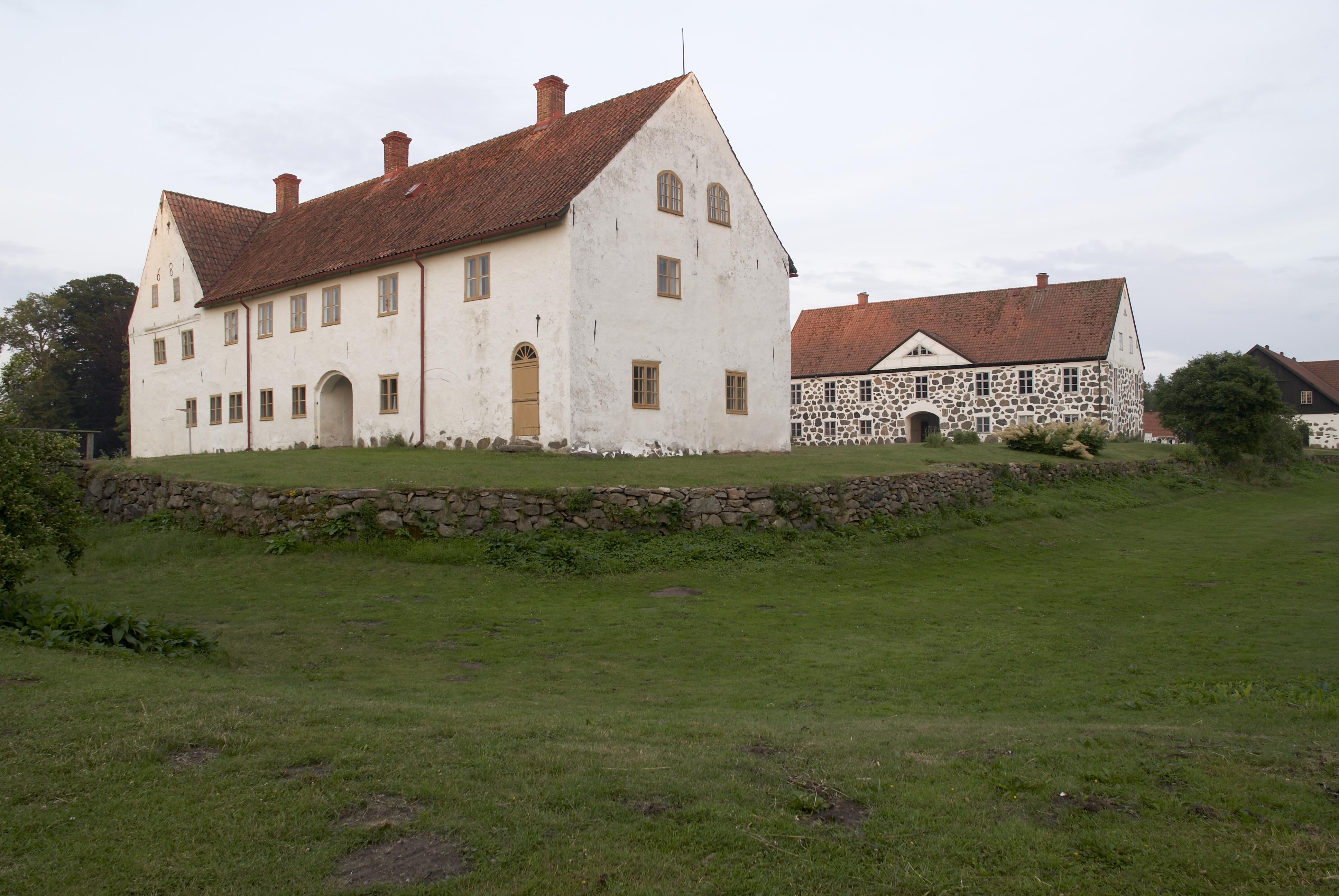 Bengt A Lundberg, Hovdala slott