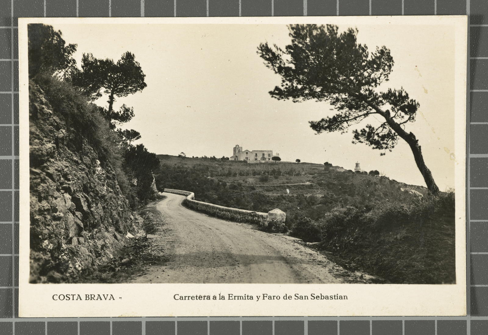 Desconegut, Costa Brava - Road to the Hermitage and Lighthouse of San Sebastian