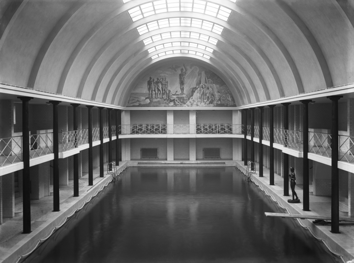 Samuel Lindskog, Örebro Simhall , varmbadhuset. Interiör.