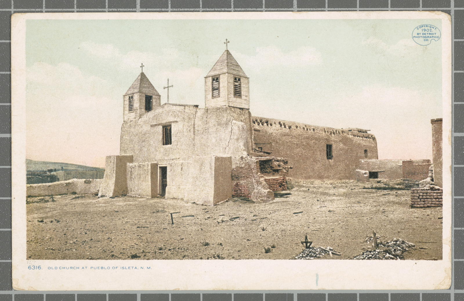 Desconegut, 6316. Old church at Pueblo of Isleta. N. M.