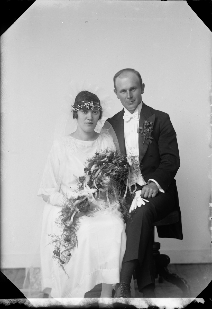 Skötsner-Edhlund, Brudpar, Östhammar, Uppland