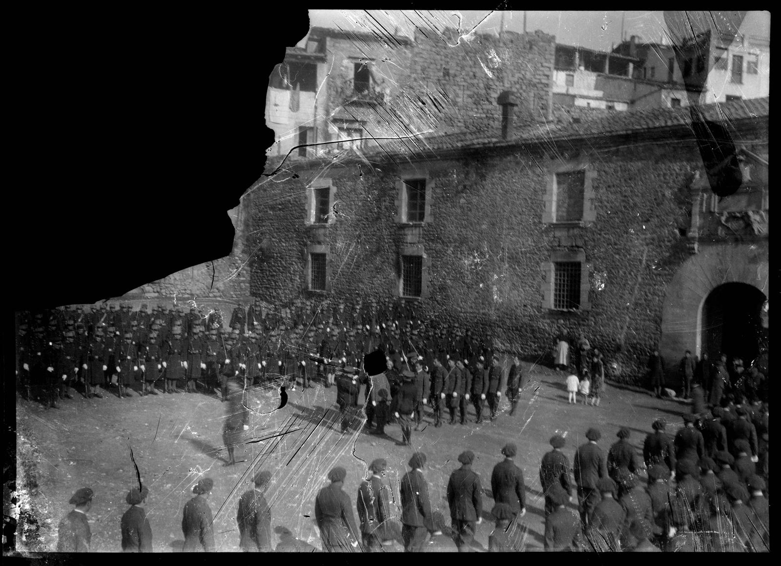 Desconegut, [Plaça de Sant Domènec]