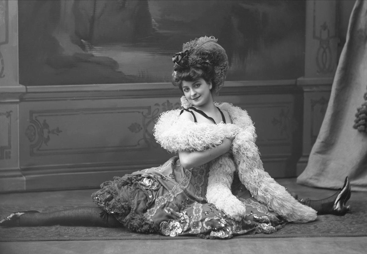 Gustav Borgen, Portrett, danserinnen mademoiselle Ydette-Jolie. 25.5.1906