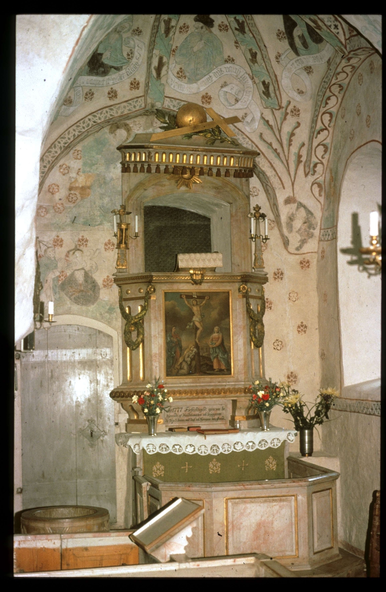 Ola Ehn, Altarpredikstol i Yttergrans kyrka, Uppland 1972