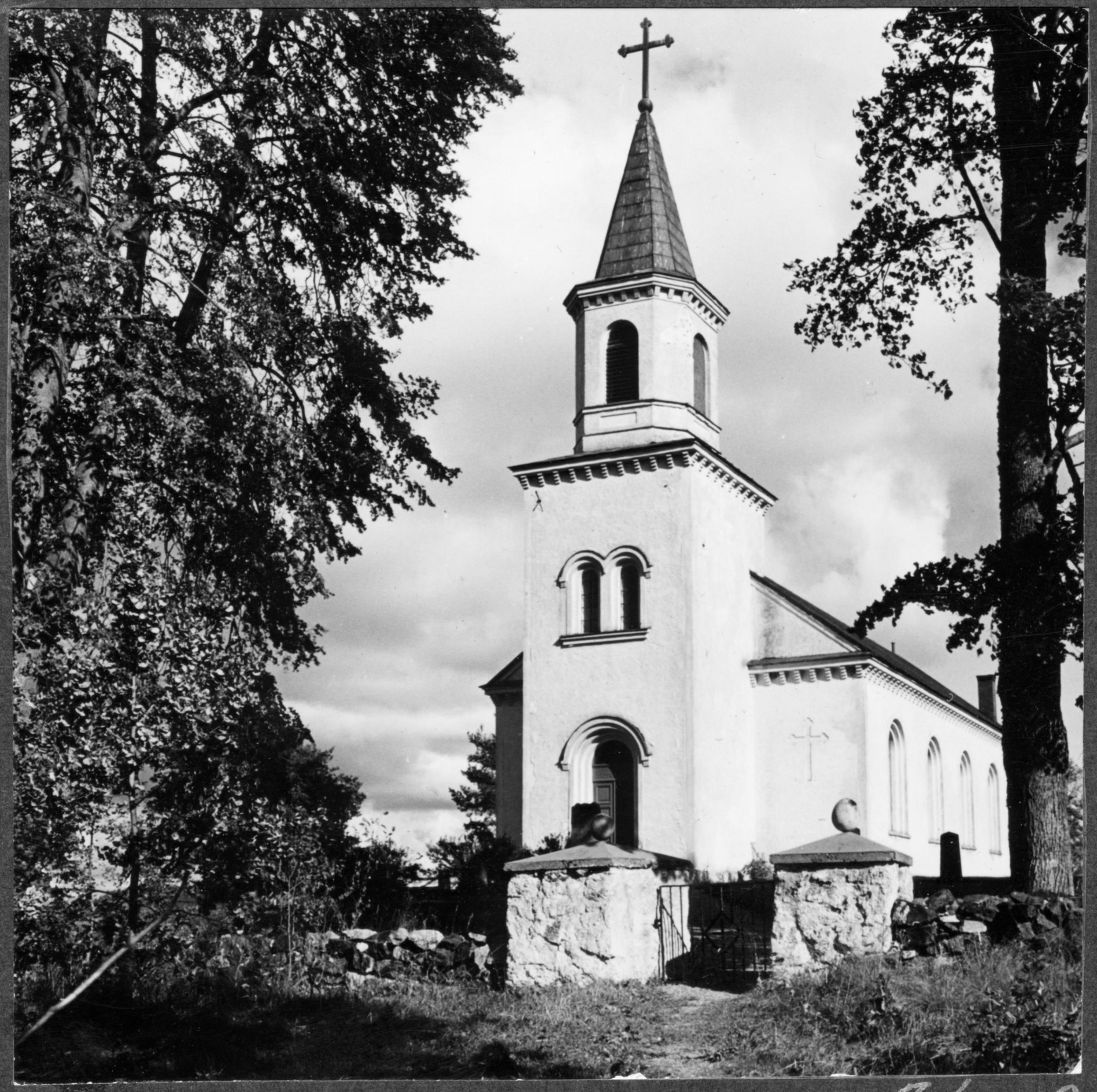 Ivar Schnell, Utö kyrka