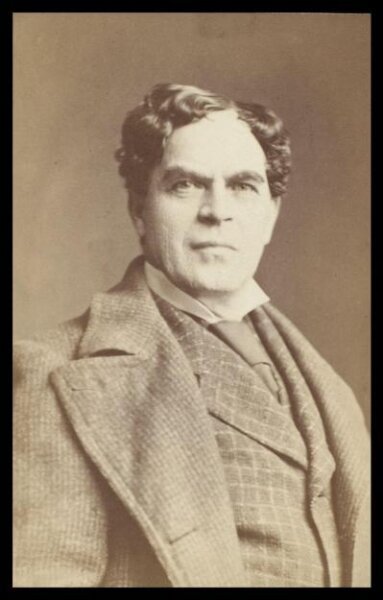 London Stereoscopic and Photographic Company, Guy Little Theatrical Photograph