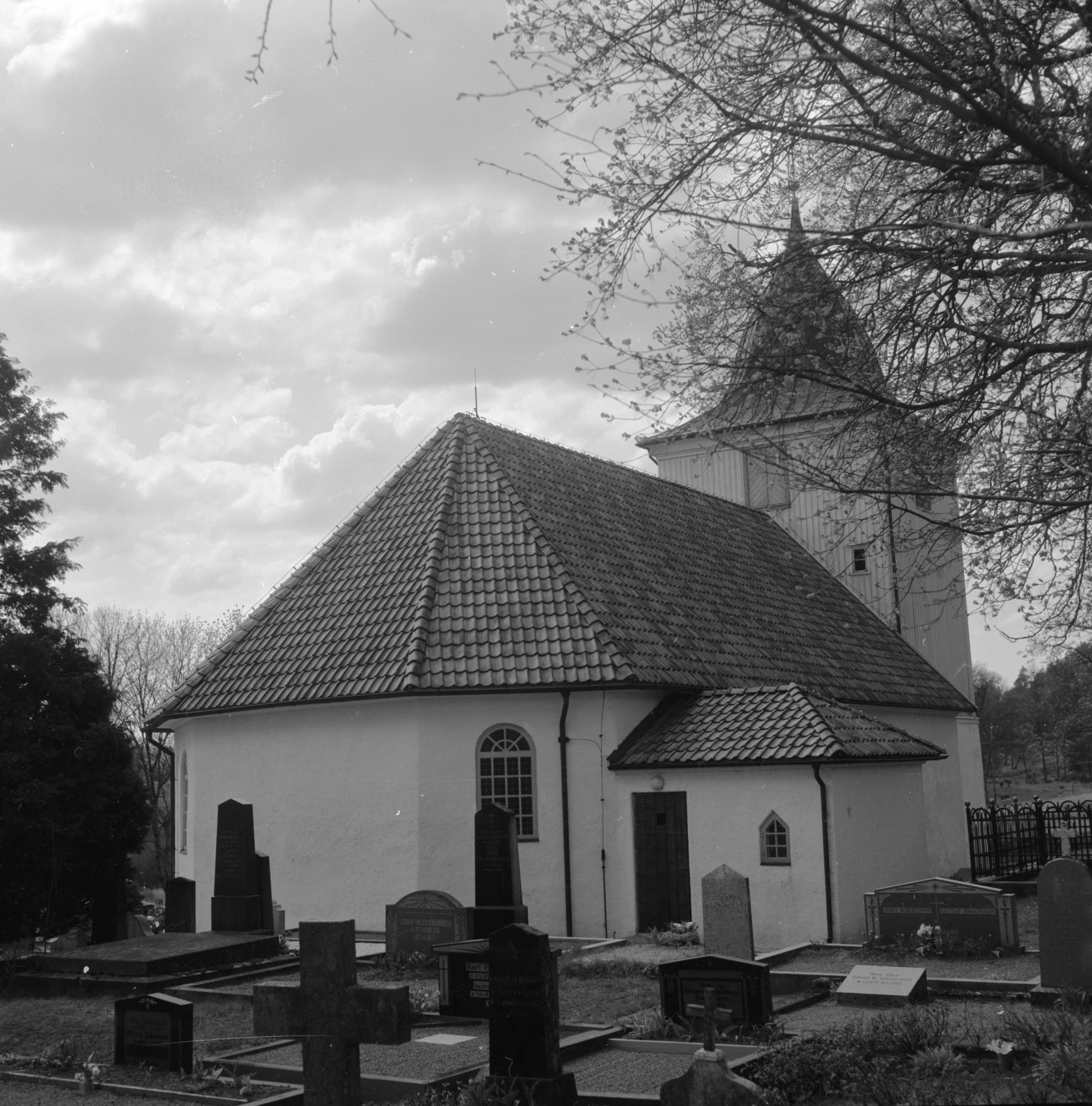 Sören Hallgren, Hålta kyrka