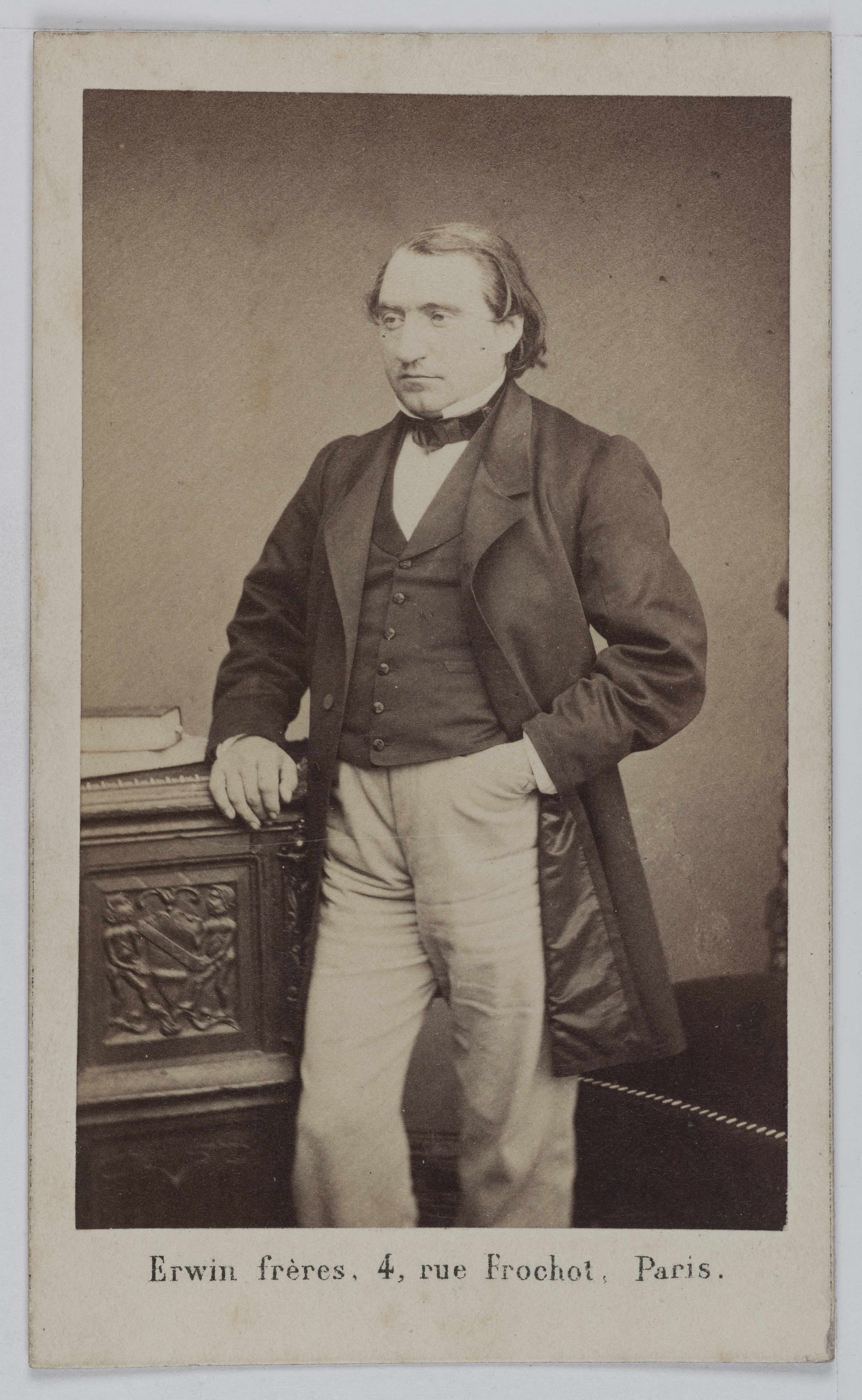 Erwin & Ernest Hanfstaengl, Portrait d'Ernest Renan (1823-1890), philologue et historien.