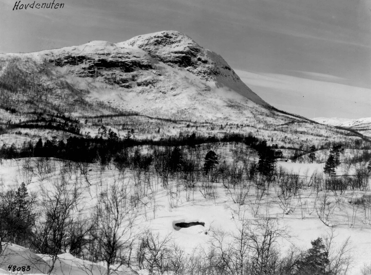 Anders Beer Wilse, Landskap, vinter, sno, Hovdenuten.