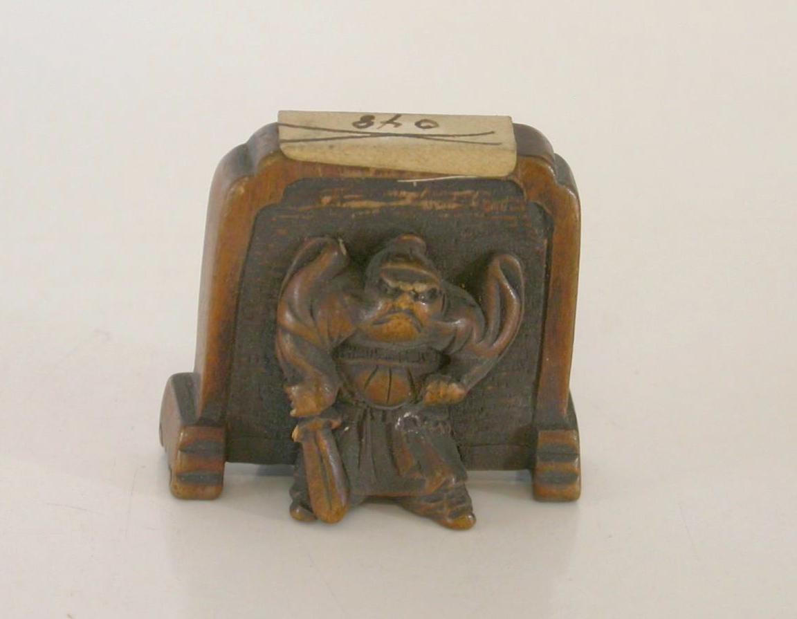 Unknown artist, Netsuke mit Darstellung von Shoki und Oni