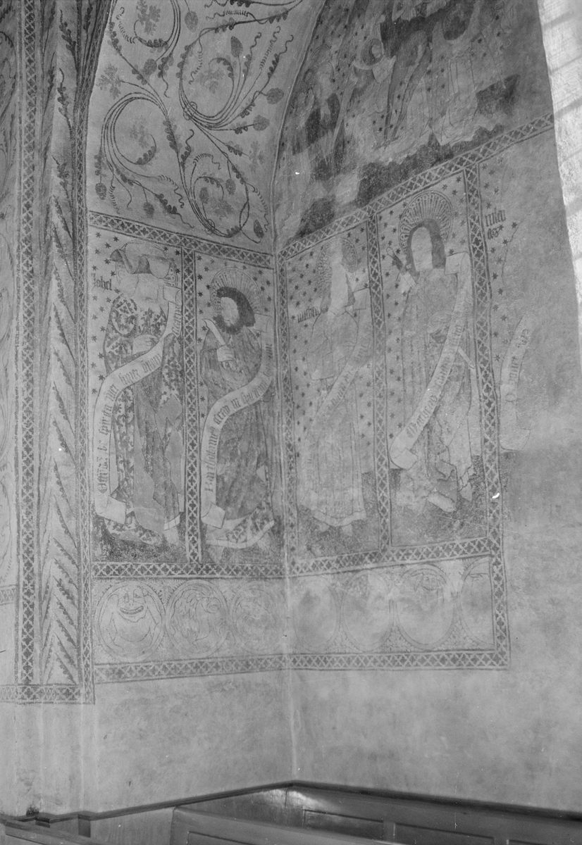 Uppsala-Bild, Återinvigning av kyrkan efter restauration, Kyrkbyn, Tierps socken, Uppland, april 1952