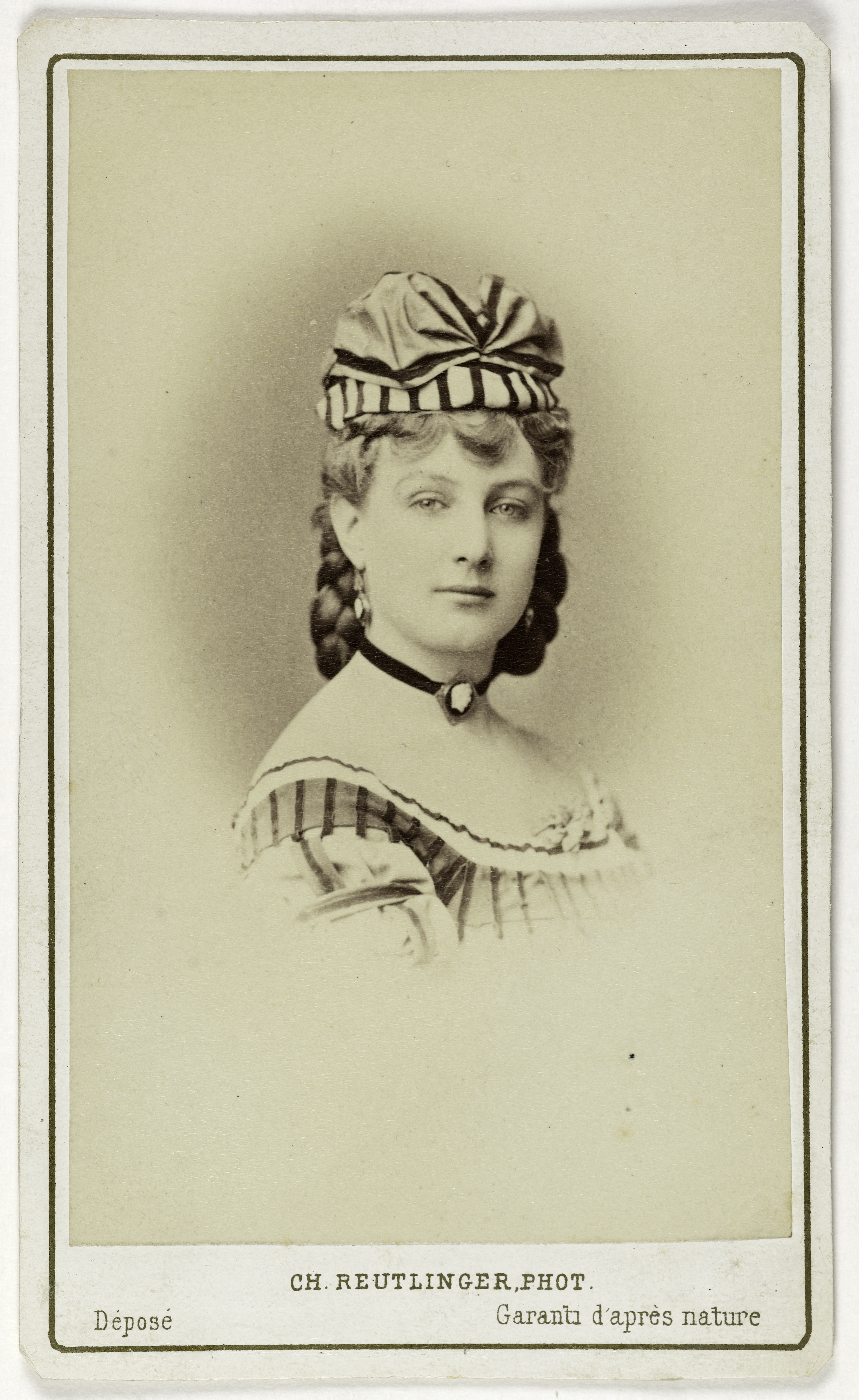 Charles Reutlinger, Portrait de Latour Amélie, (Julie Lieutet, dite), (actrice)