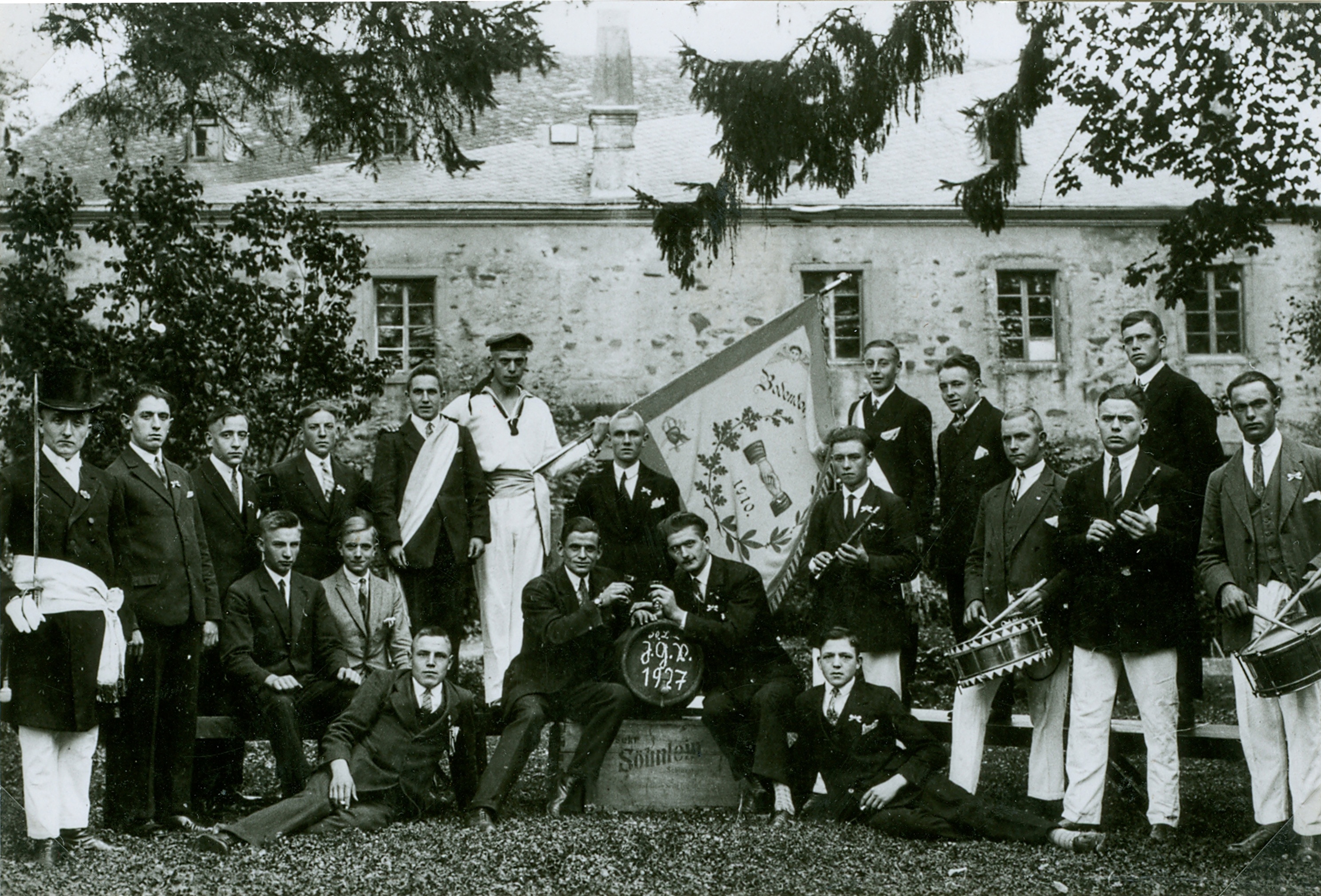 Junggesellenverein St. Josef Bad Bodendorf, Gruppenbild Junggesellenverein St. Josef Bad Bodendorf e.V. mit Spielleute 1927