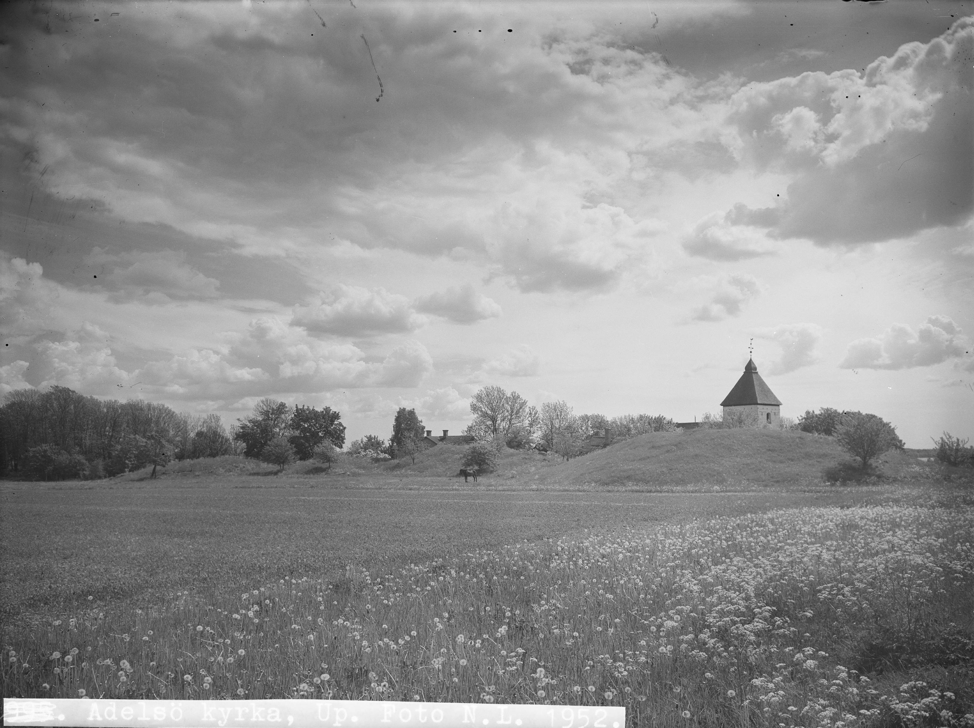 Nils Lagergren, Adelsö kyrka
