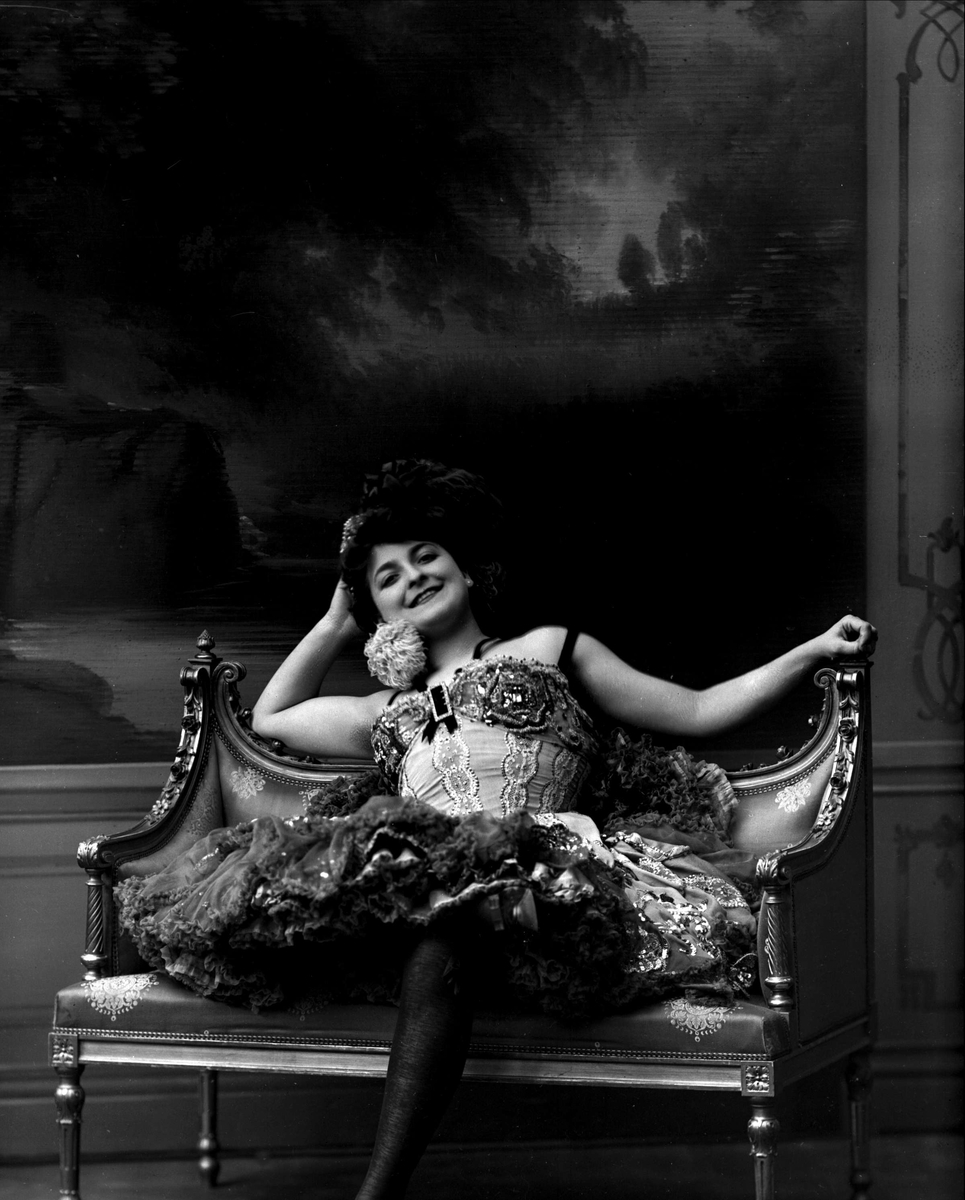 Gustav Borgen, Portrett, danserinnen mademoiselle Ydette-Jolie. 25.5.1906