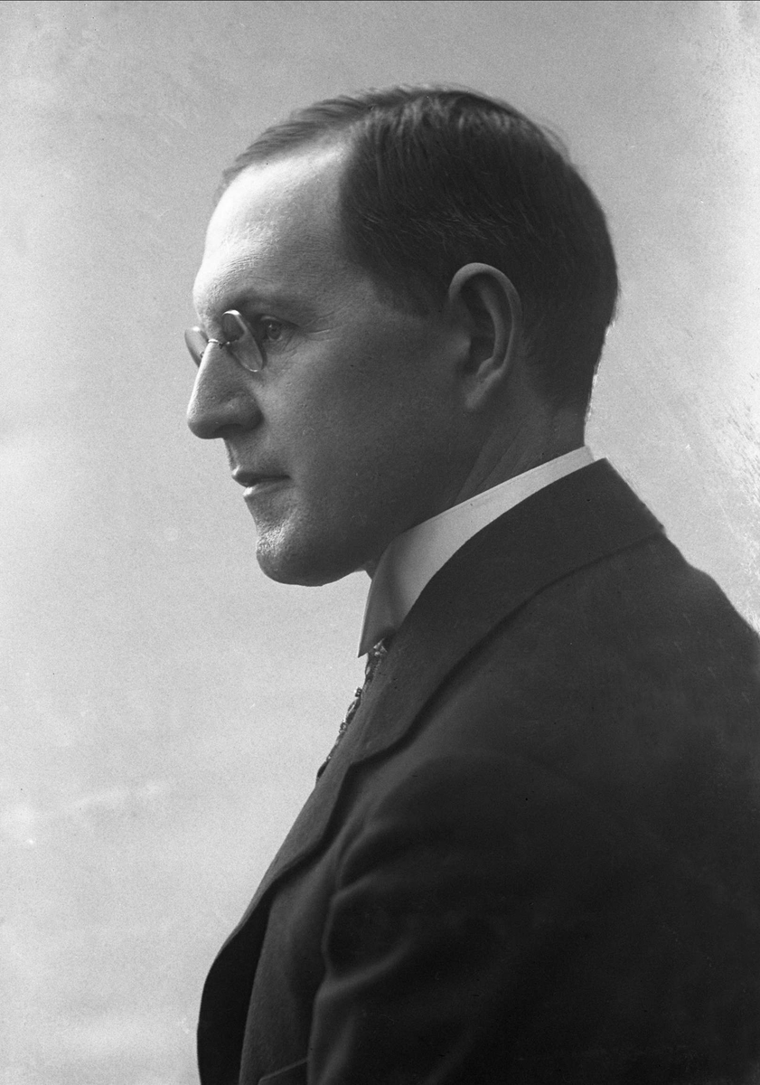 Gustav Borgen, NFB.30430