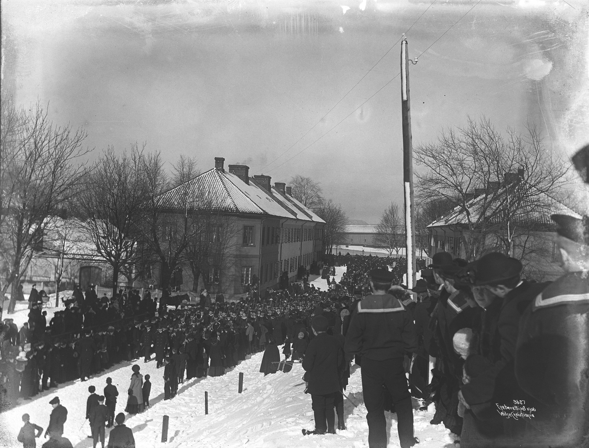 Anders Beer Wilse, Prot: Kongen kjørende fra Krigsskolen Horten 28/2 1906
